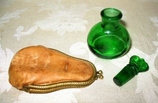 Green Glass Perfume with a Crown Stopper in a Leather Kiss Clasp Case 2