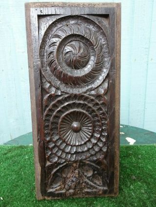 16th C.  Gothic Wooden Oak Panel With Tudor Rose & Other Carvings C1580s