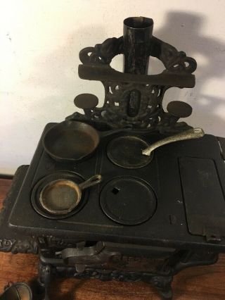Vintage Crescent Cast Iron Miniature Salesmans Sample Cook Stove W Accessories 2