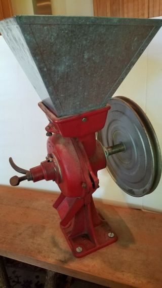 Vintage C.  S.  Bell 60 Cast Iron Grain Grist Mill Grinder