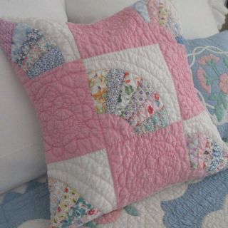 So Cottage Perfect Vintage 30s Densely Quilted Pink Fan Quilt Pillow 16 " 1