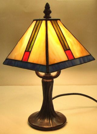 Vintage Tiffany Style Table Lamp - Wired & -