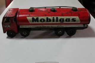 Vintage 1950 /60 ' s Mobilgas Mobil Tanker Truck Tin Toy,  Hayashi,  Made in Japan 2