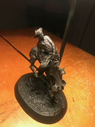 Remington Cowboy Riding a Bucking Bronco Horse bronze table lamp w/ Glass Shade 4