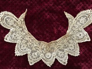 Remarkable 18th C.  Needle Lace Work Collar - Application 23 " By 3 1/2 "