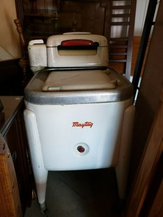 Maytag Vintage Washing Machine With Hand Wringer.