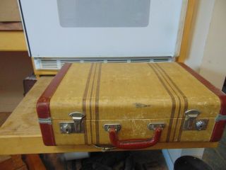Vintage /antique Suitcase 7178