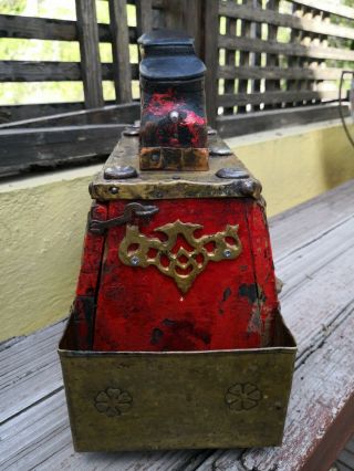 VTG RARE MEXICAN SHOE SHINE BOX PAINTED RED WOOD & BRASS WITH BENCH FOLK ART 8