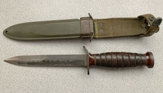 Wwii Imperial M3 Trench Knife W/m8 Scabbard