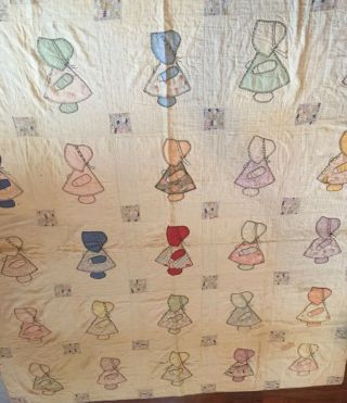 Antique Feed Sack Handmade Quilt Hand Quilted Applique Sun Bonnet Sue 84”x72” 2