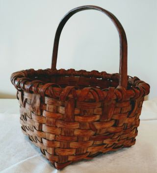 Early Child ' s Basket - Great Hickory Construction - circa - 1880 ' s 3