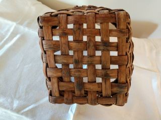 Early Child ' s Basket - Great Hickory Construction - circa - 1880 ' s 7
