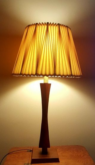 Vintage Mid Century Modern Wooden Table Lamp Still