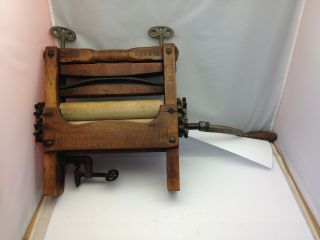 Antique American Wringer Company 350 Clothes Wringer - York - Country Decor 5