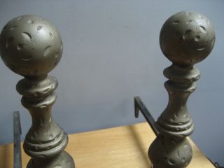 2 ANTIQUE CAST IRON FIREPLACE ANDIRONS 18 INCH TALL WITH STANDS RUSTY 7