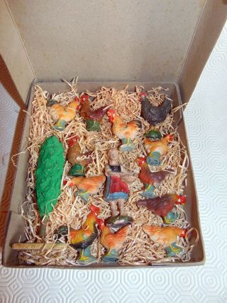 German Barnyard Complete Set In Its Box /farmer,  Hens,  Roosters,  Tree