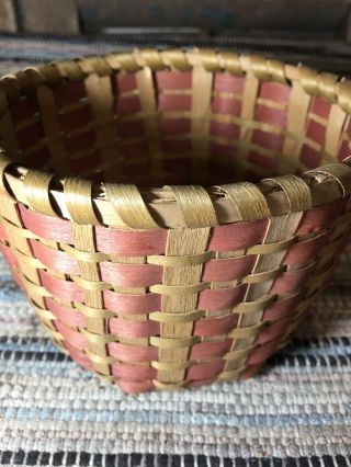 SWEET OLD ANTIQUE CHIPPEWA NATIVE AMERICAN INDIAN BASKET WITH PROVENANCE AAFA 2