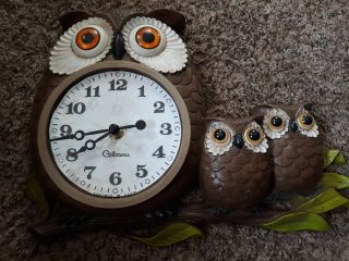 Vintage 1972 Haven Burwood Owl Family Wall Clock Usa 0457 - 1 Plastic -