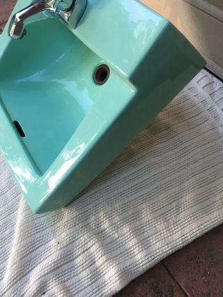 Vtg (1960’s) Mid Century Ceramic (Surf Green) Sink (AMERICAN STANDARD) 6