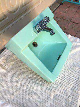 Vtg (1960’s) Mid Century Ceramic (Surf Green) Sink (AMERICAN STANDARD) 7