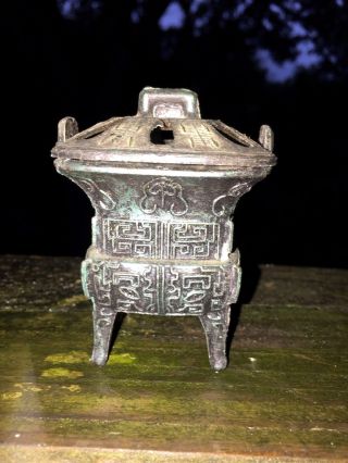 Vintage CHINESE PAGODA Pot Belly Stove Cast Iron Metal INCENSE BURNER 3/2 ❤️j8 2