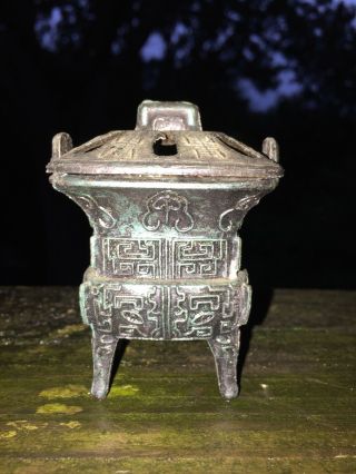Vintage CHINESE PAGODA Pot Belly Stove Cast Iron Metal INCENSE BURNER 3/2 ❤️j8 3