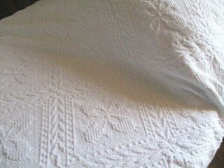 Vintage French Large Throw Bedcover Textured Design,  Marcella Style Fringed