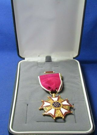 Vietnam War Legion Of Merit Medal And Metal Ribbon In Presentation Box