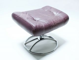 Ekornes Vintage Purple Leather Mid Century Modern Ottoman - Swivel Chrome Base