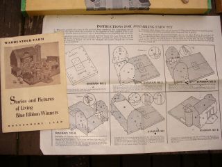 Old 1937 Montgomery Ward Farm Set Barn Buildings Animals Etc.  Built - Rite Paper 2