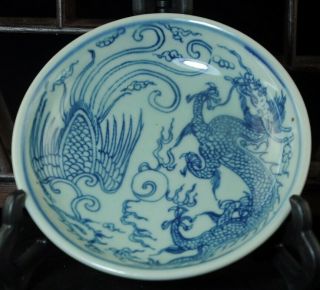 China Old Blue And White Porcelain Hand - Painted Dragon And Phoenix Plate Bb01f