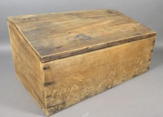 Antique/vintage Wooden Storage Bin Box W/ Flip Up Lid Garden Toolbox