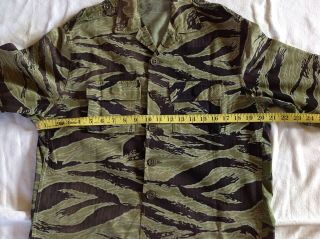 Rare version of Vietnam Marine Corps TQLC sea wave tiger stripe camo shirt. 10