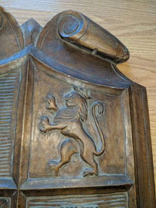 Antique Heraldic Plaque Carved Wood Treenware Lions & Castles Armorial 4