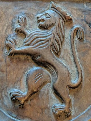 Antique Heraldic Plaque Carved Wood Treenware Lions & Castles Armorial 8