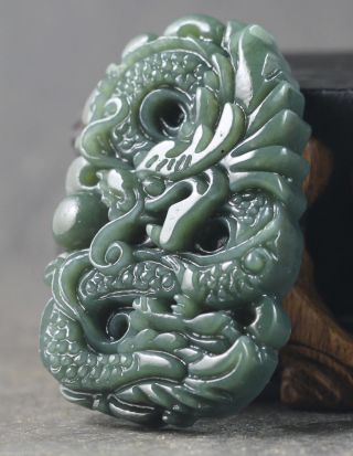 Chinese natural Hetian jade hand - carved statue of dragon pendant 5