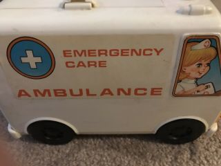 Vintage 1978 TOMY Toy Ambulance Toy Paramedic Van Emergency Vehicle W/ Figure 4