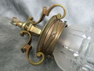 A ORNATE VINTAGE BRASS CEILING LIGHT WITH ROSE AND CUT GLASS SHADE 8