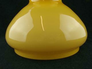 VINTAGE AMBER & MILK GLASS VESTA OIL LAMP SHADE 14.  5CM FITTER DECORATIVE TOP RIM 2