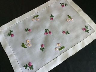 Stunning Vintage Linen Hand Embroidered Tray Cloth Daisies & Clover