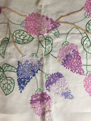 GORGEOUS VINTAGE HAND EMBROIDERED TABLE CLOTH NAPKINS COTTAGE GARDEN LILACS 2