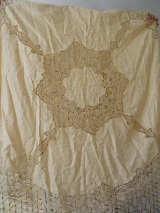 An Exquisite Hand Made Cypress Needlace Linen Table Cloth C.  1930 