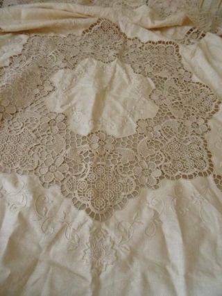 An Exquisite Hand Made Cypress Needlace Linen Table Cloth C.  1930 ' s 5