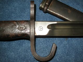 Japanese Ww2 Chinese Made Mukden Bayonet Hooked Guard With Scabbard