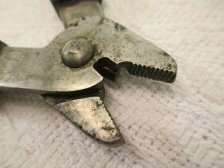 Vintage US Military Wire Rope Cutters 5000 VOLTS With Sheath 4