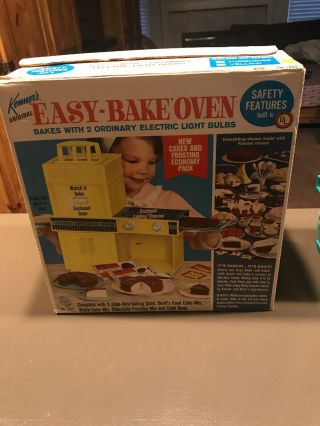 Vintage 1960s Kenner Easy Bake Oven Turquoise 3 Pans 2