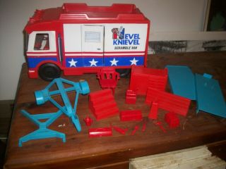 1973 Ideal Toy Evel Knievel Scramble Van And Parts