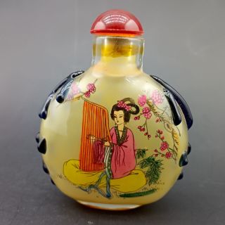 Chinese Exquisite Handmade Beauty Pattern Glass Snuff Bottle