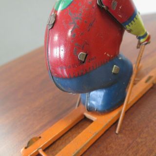 RARE Vintage OCCUPIED JAPAN TIN LITHO WIND UP SKIER on SKI ' s SKIING 5