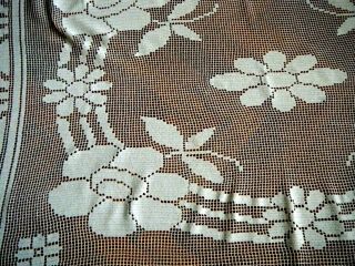 19c Old Victorian time Filet Crochet Tablecloth hand made nouveau Europe 54 